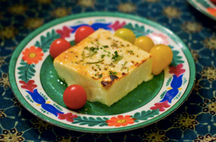 7 способов добавить в меню мед