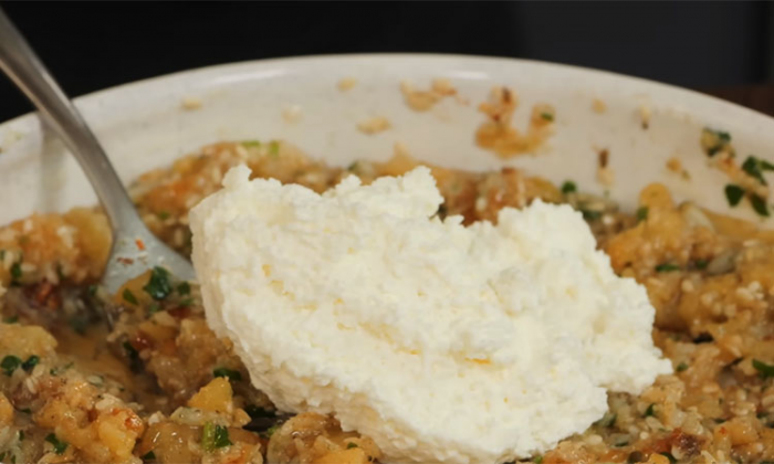 Пряный домашний паштет-намазка на замену хумусу: в основе чеснок и яблоки