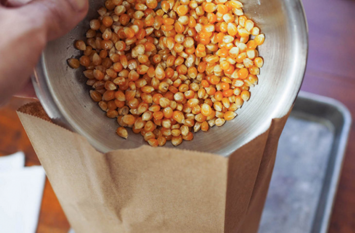 5 способностей микроволновки. Получаем лимонный сок и превращаем молоко в пену для капуччино