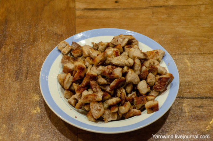 Папоротник со свининой