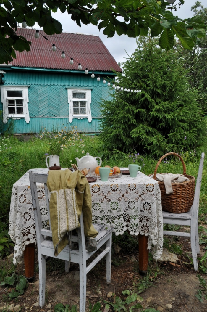 Купила развалюху в глухомани и занялась своим делом: удивительно, но 40 банок в день дают 300 тысяч ежемесячно