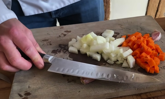 Рецепт говядины по-бургундски. Многие считают, что это самый вкусный способ приготовить мясо: проверяем