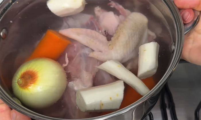 Немецкий суп-сокровище: сытнее солянки, хотя готовить проще