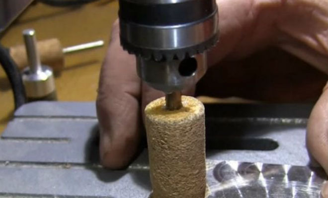 Гениальная шлифовалка из обычной пробки