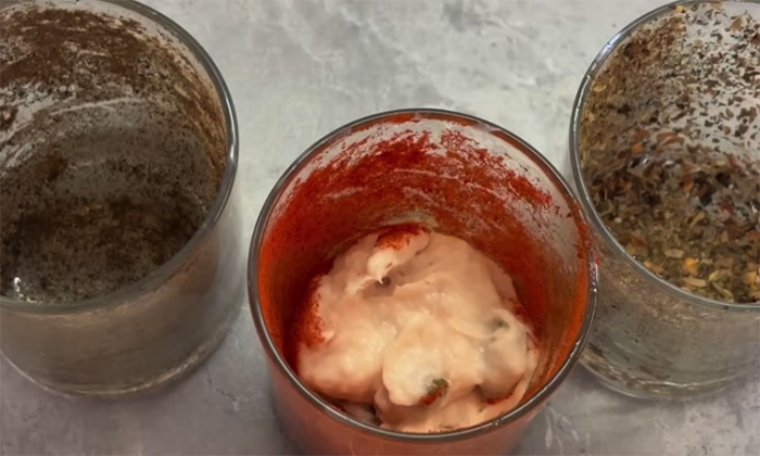 Домашняя куриная колбаса, ей уступит даже дорогая ветчина. Готовим прямо в стакане