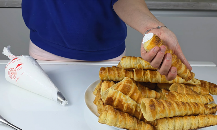 Вкуснее любого торта: нежнейшие трубочки с невероятным кремом, воздушным как облако