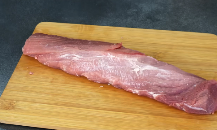 Домашняя ветчина-деликатес розовая от нежности: вместо колбасы и вкуснее, и дешевле