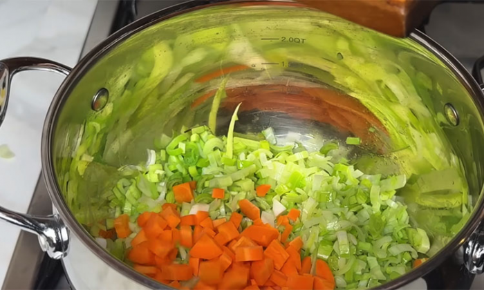 Немецкий суп-сокровище: сытнее солянки, хотя готовить проще