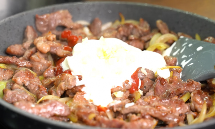 Графский бефстроганов, как подавали только богатым. Мясо будет мягче масла