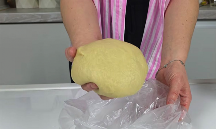 Трубочки с мясом без хлопот. Тончайшее тесто, никаких дрожжей