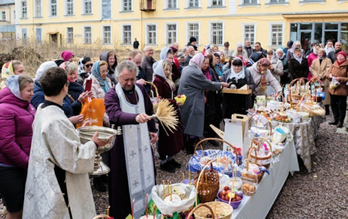 Как готовятся к Пасхе православные и католики