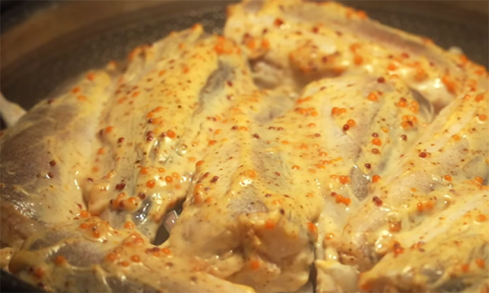 Не жарьте больше недорогую рыбу: в камчатском маринаде будет в 100 раз вкуснее