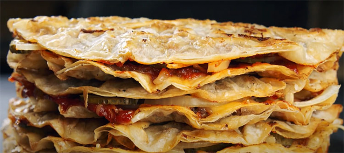 Сытная закуска из лаваша за 3 минуты. 3 рецепта