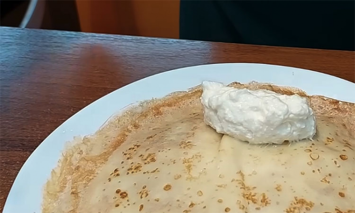 Деревенские блины-налистники, тоньше воздуха. Старинный способ, как печь их совсем без муки