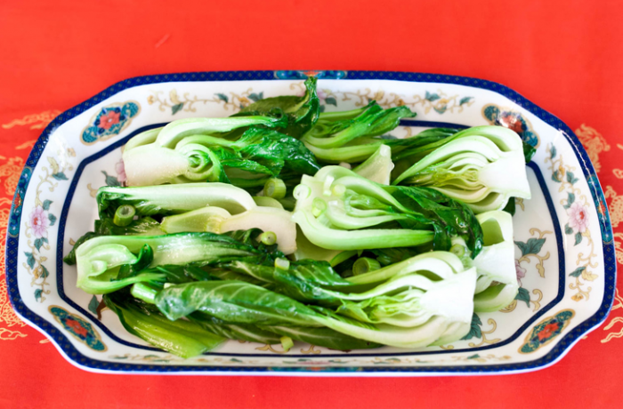 Минутные блюда из микроволновки: запекли картофель вкуснее чем в духовке