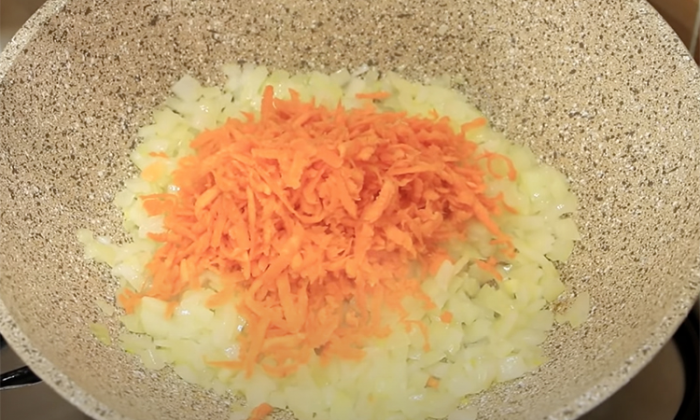 Минтай и хек запекаем под сырной шапкой. Вкус сразу приображается