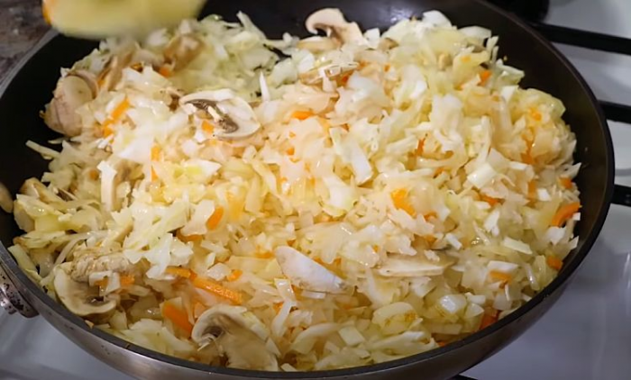 Рецепт целой курицы без костей. Лучшее горячее на Рождество