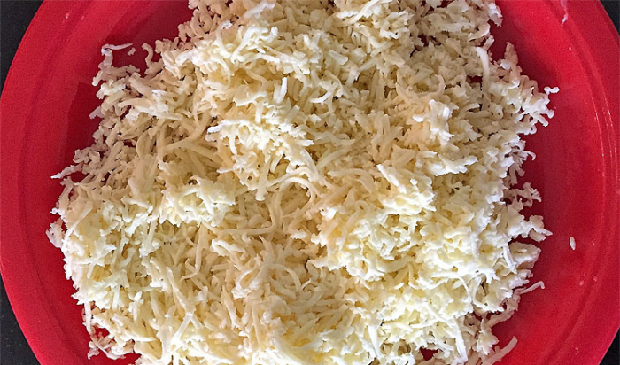 Сырный пирог за 10 минут подготовки. Сворачиваем из листа теста