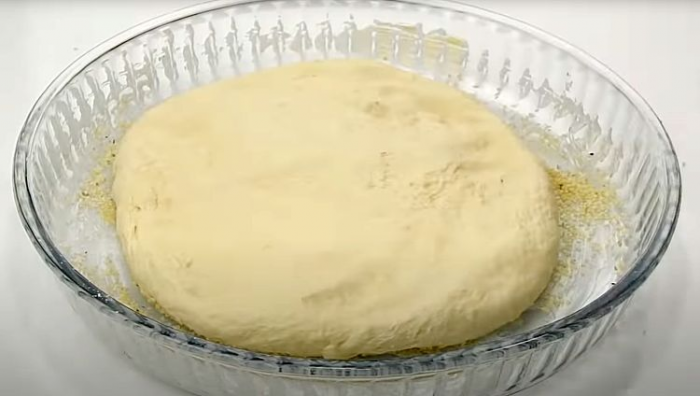 Быстрый пирог из листа теста. Просто сворачиваем в форме и в духовку