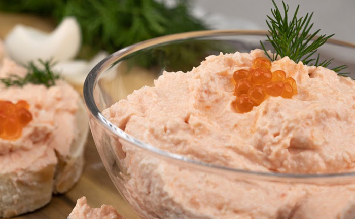Красная рыба слишком дорогая? Вот способ, как приготовить намазку из лосося почти бесплатно