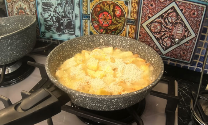 Пряный домашний паштет-намазка на замену хумусу: в основе чеснок и яблоки