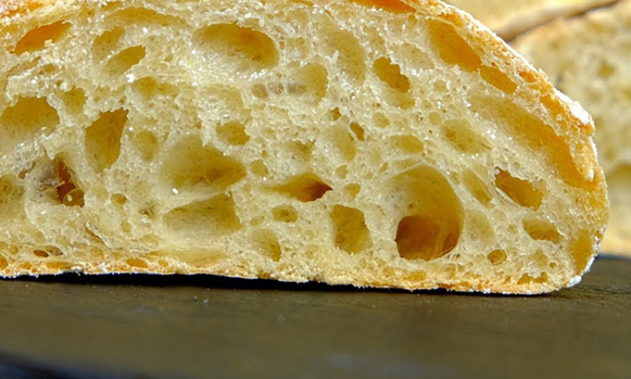 Неаполитанская чиабатта «3 стакана»: без утомительного замеса, с воздушным мякишем и золотистой корочкой