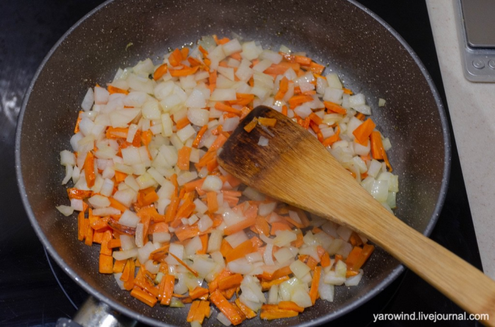 Гороховый суп с копченостями