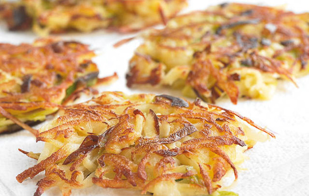 Картофельные оладьи: 4 потрясающих рецепта