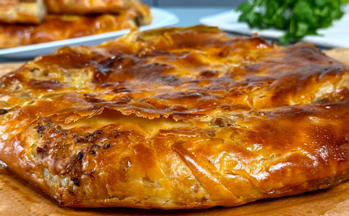 Рецепт гуштли Катлама: идеальное сочетание хрустящего теста и очень сочной мясной начинки