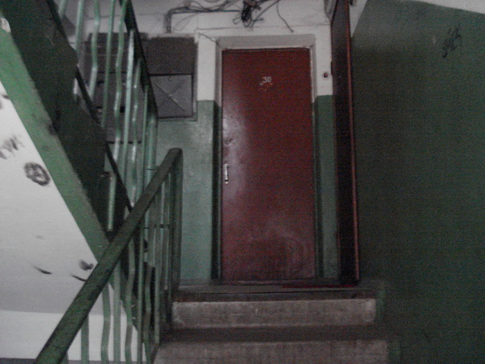 Почему двери в советских квартирах открывались всегда внутрь