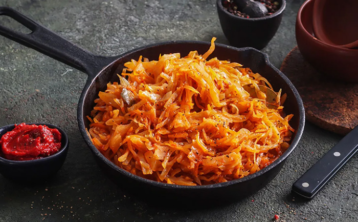 Тушим капусту, чтобы просили добавки даже без мяса. Мягкая, сочная, ароматная