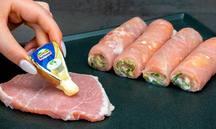 Рулетики из свиных отбивных с сыром. Рецепт в центре внимания на любом столе