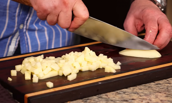 Летний холодник на кефире: многие считают, что он вкуснее окрошки