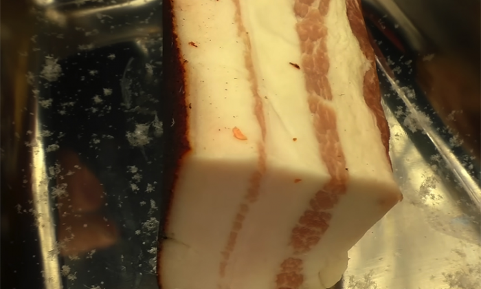 Отбивные из обычного сала: на вкус не отличить от дорогой вырезки