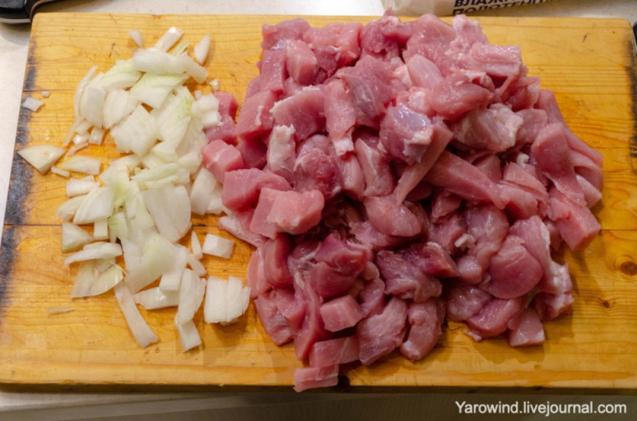 Папоротник со свининой