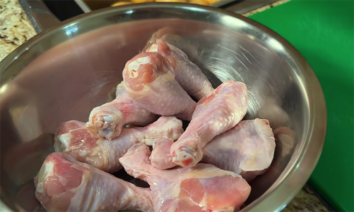 Курица с картошкой в духовке. Делаем одним заходом и не пачкаем лишнюю посуду