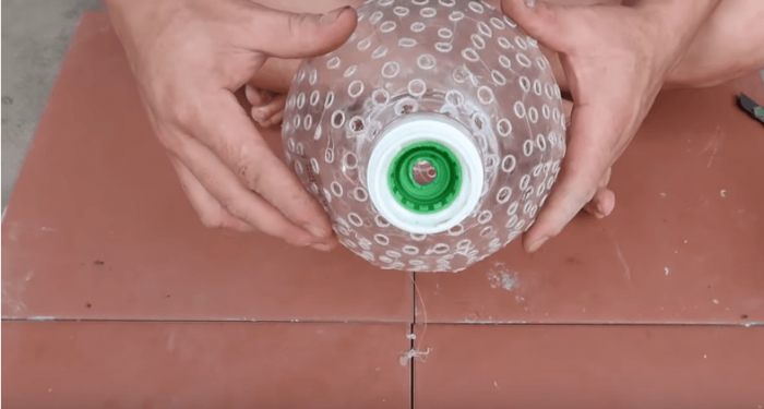 Креативное использование пластиковых бутылок для крутого живого декора