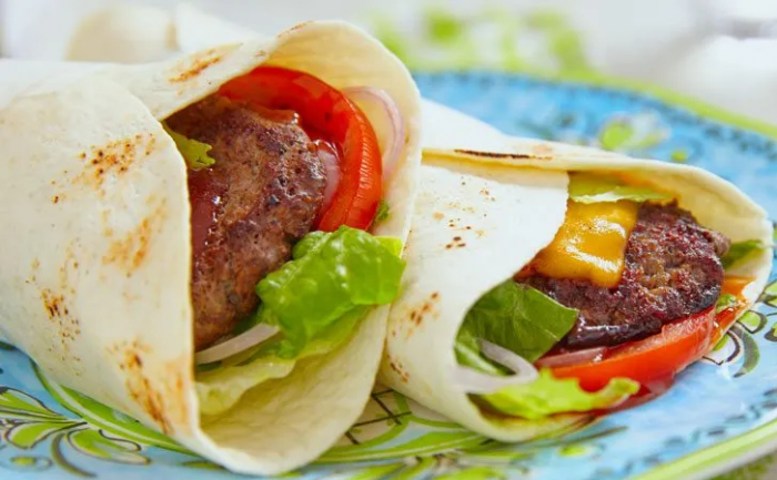 Мини-бургеры в лаваше: гениальная закуска на Новый год 2026