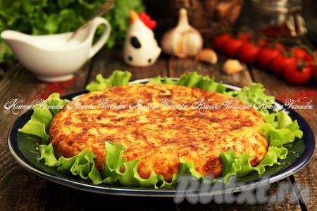 Картофельная запеканка с курицей на сковороде