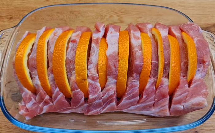 Свинина и апельсины. Берем недорогой кусок мяса и превращаем шедевр праздничного стола