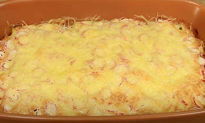 Минтай и хек запекаем под сырной шапкой. Вкус сразу приображается