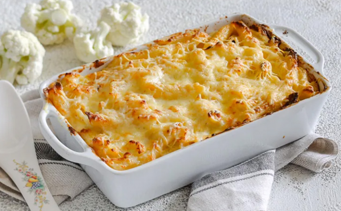 Овощная запеканка, которую не стыдно подать даже на праздник. В основе цветная капуста, но вкус теперь сливочный