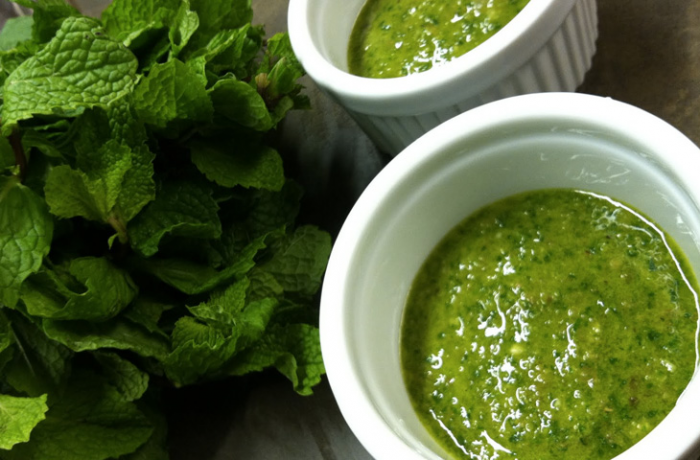 Используем остатки зелени: делаем заправки и масло