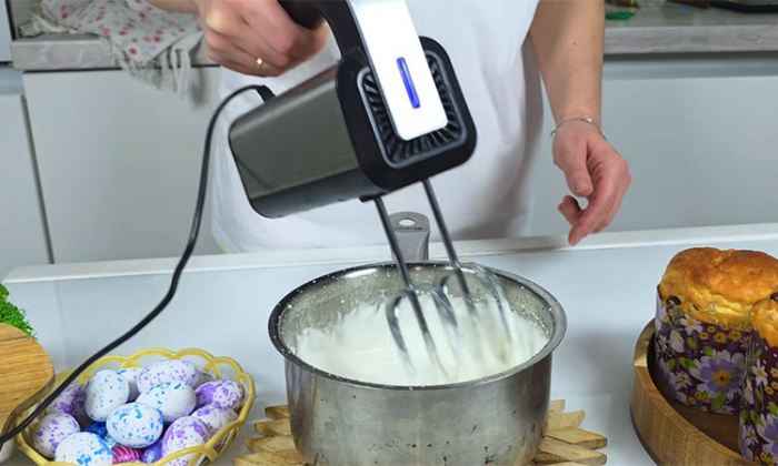 Рецепт сливочного кулича. Самая нежная паска под особой глазурью, влажная и не черствеет