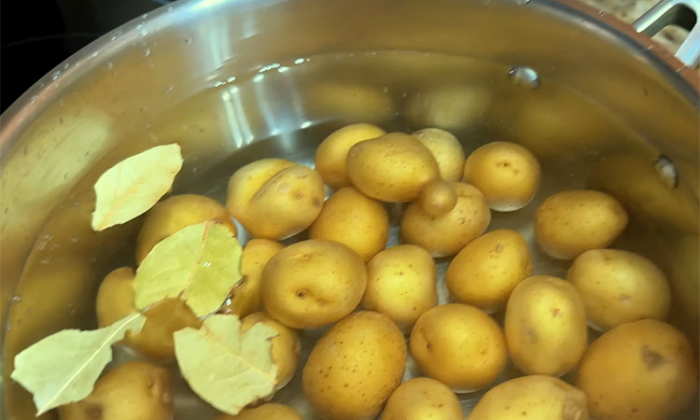 Лучший картофельный салат на каждый день: тот самый рецепт, который все просят повторять