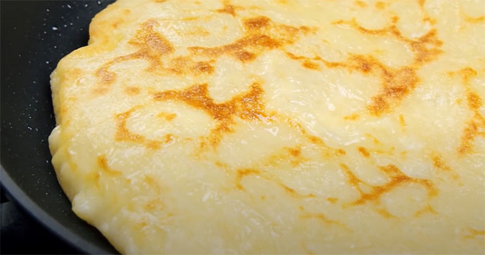 Взяли лист теста и сделали 3 вида разной выпечки за минуты: лепешки, хычины и плацинды