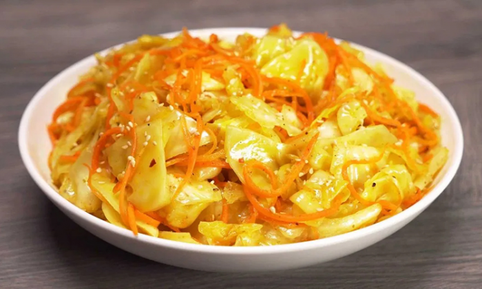 Морковь и кочан капусты: поразительный рецепт закуски по-корейски всего за 2 часа
