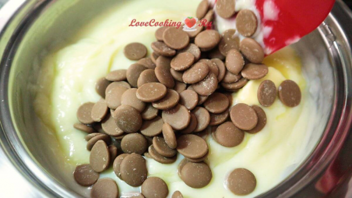 Шоколадный торт с заварным кремом