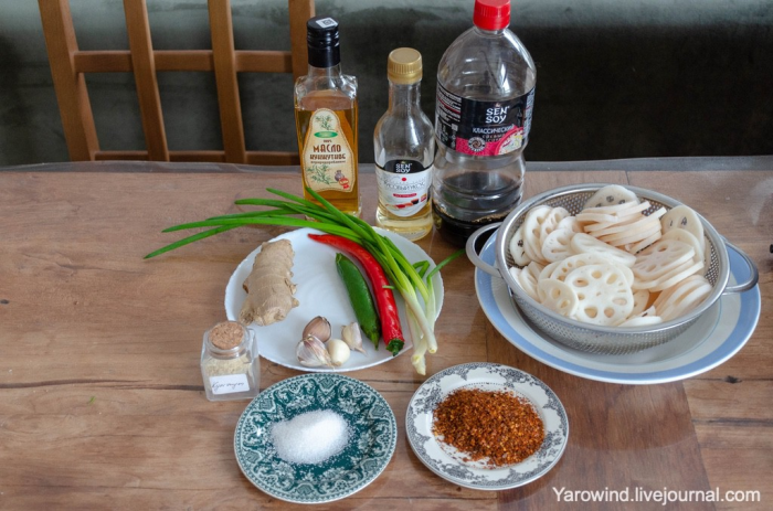 Ёнъгын чхо чорим: маринованный лотос по-корейски