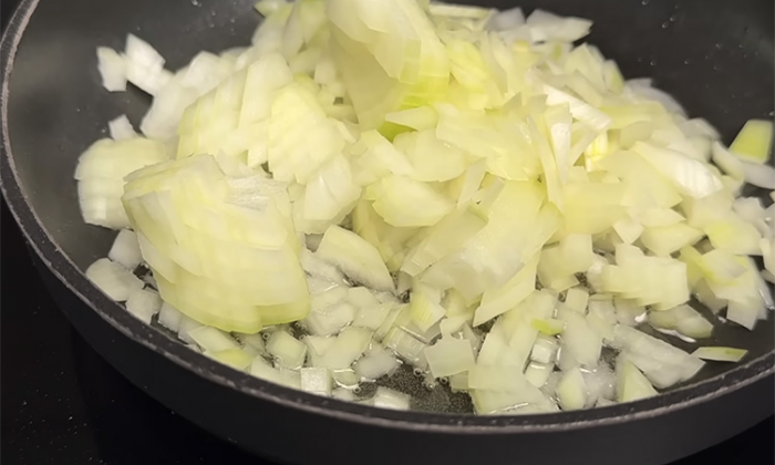 Мексиканский перекус за 3 минуты: лепешки кесадилья с начинкой. Подходят для любого времени дня